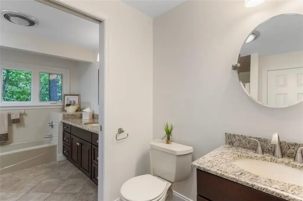 123 Hines Farm Road Cranston RI 02921