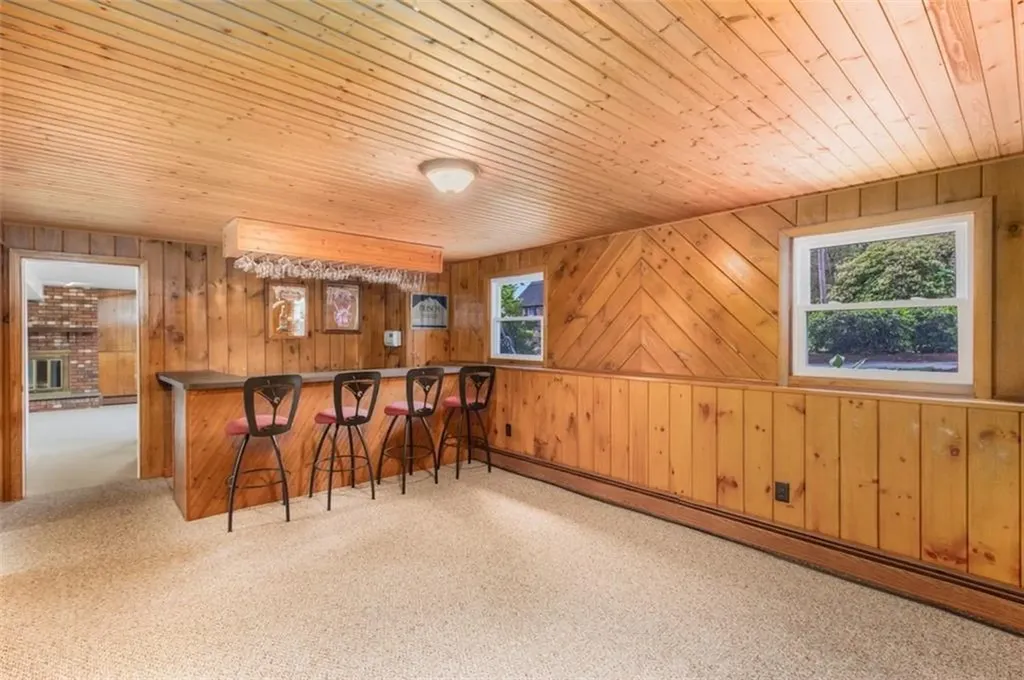 123 Hines Farm Road Cranston RI 02921