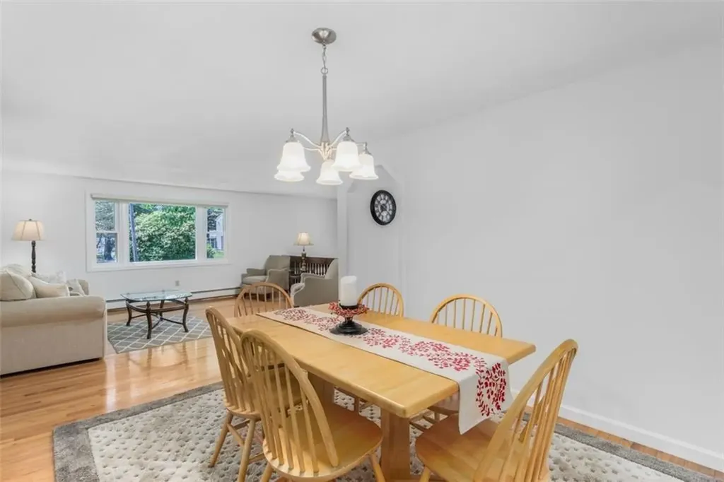 123 Hines Farm Road Cranston RI 02921