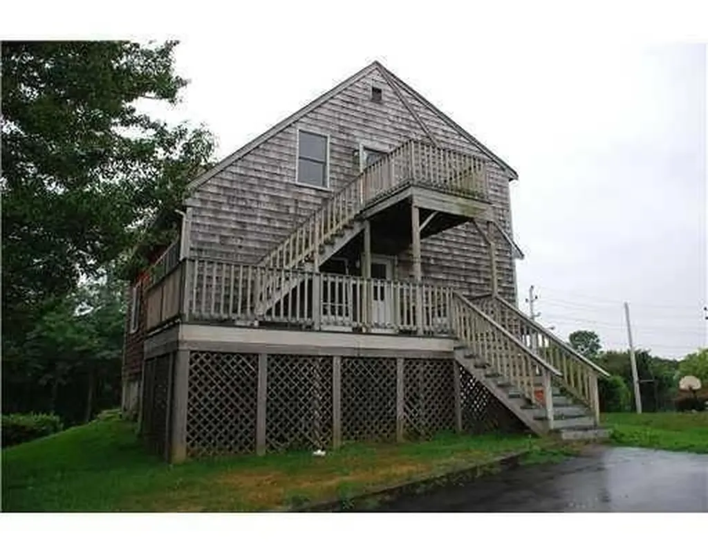 3 Buttonwood Street Bristol RI 02809