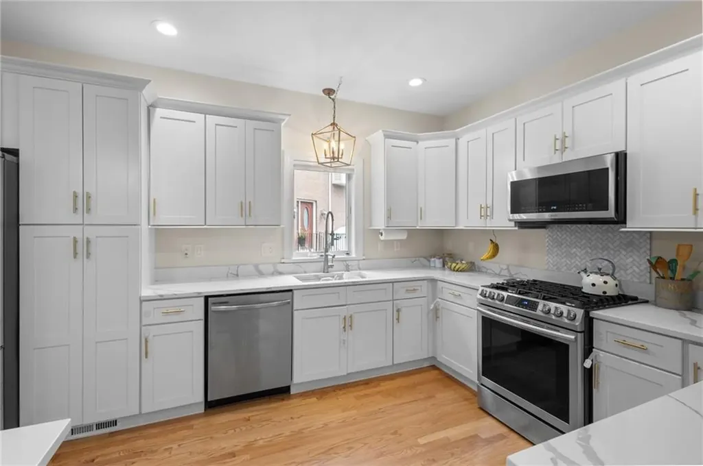 131 Fruit Hill Avenue Providence RI 02911
