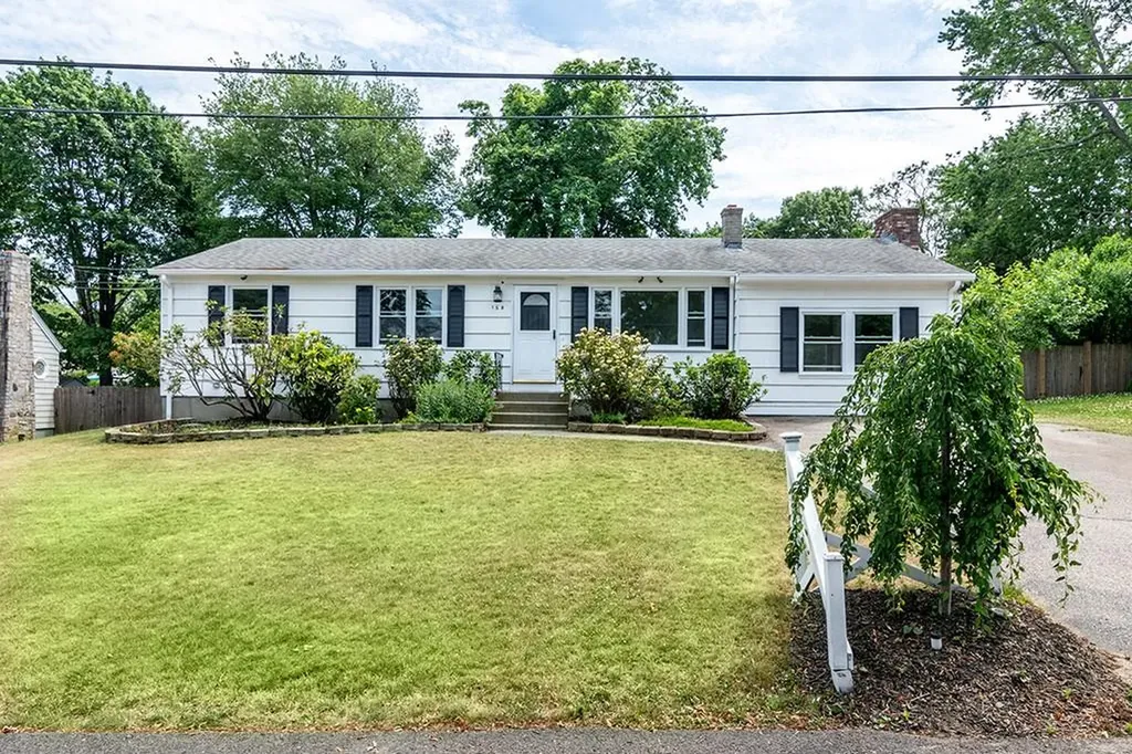 158 Lewiston Street Warwick RI 02889