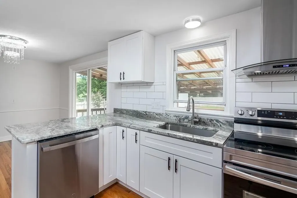 158 Lewiston Street Warwick RI 02889