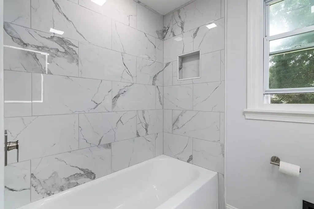 158 Lewiston Street Warwick RI 02889