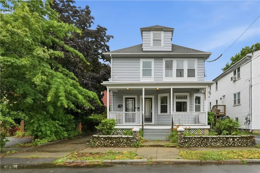 76 Radcliffe Avenue Providence RI 02908