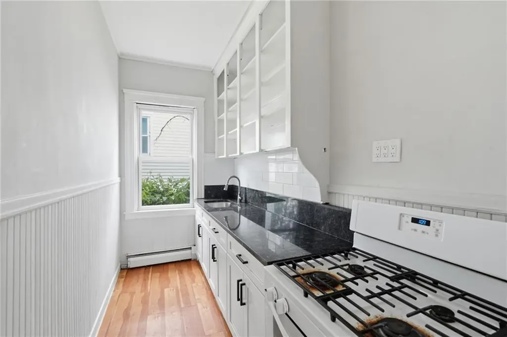 76 Radcliffe Avenue Providence RI 02908