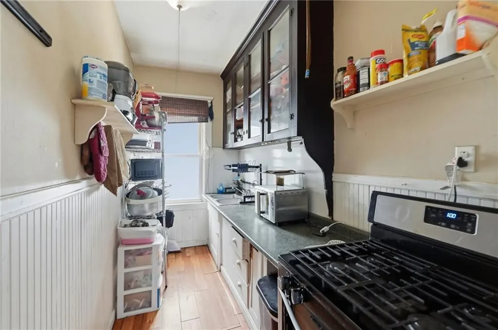 76 Radcliffe Avenue Providence RI 02908