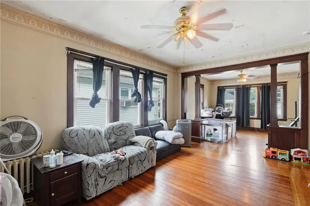 76 Radcliffe Avenue Providence RI 02908