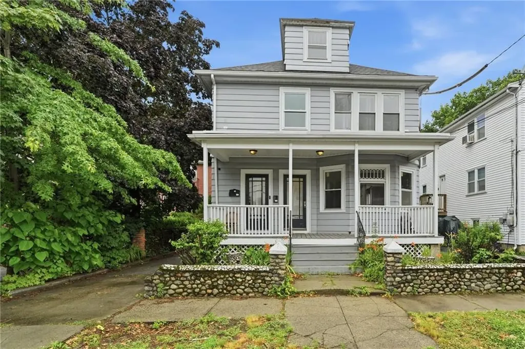76 Radcliffe Avenue Providence RI 02908