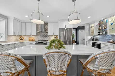 42 Windsor Street Jamestown RI 02835
