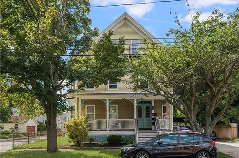 183 Wood Street Bristol RI 02809
