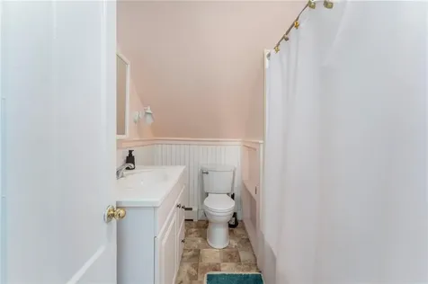 183 Wood Street Bristol RI 02809
