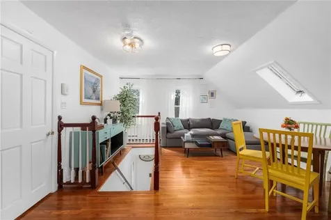 183 Wood Street Bristol RI 02809