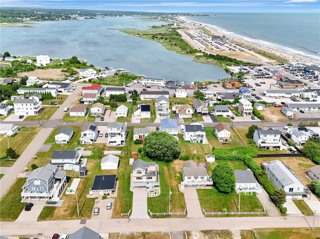17 Lawton Avenue Westerly RI 02891