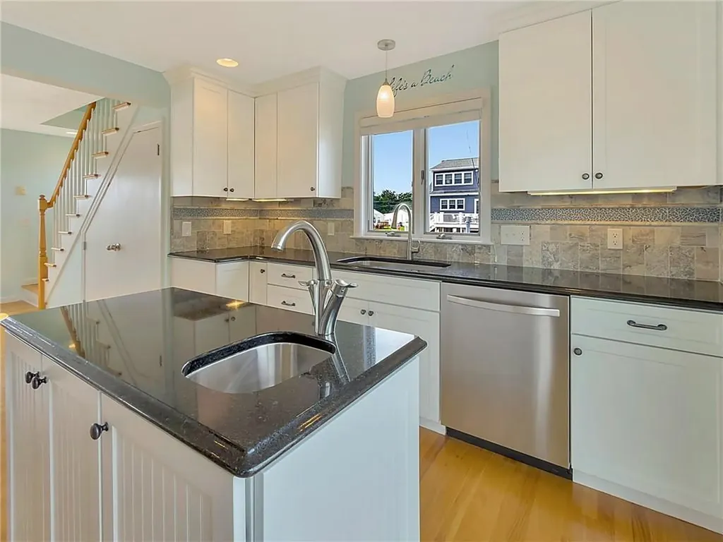 17 Lawton Avenue Westerly RI 02891