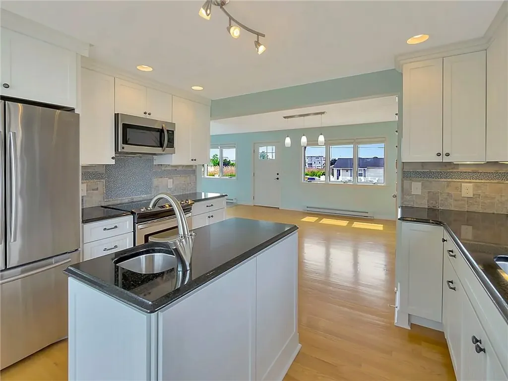 17 Lawton Avenue Westerly RI 02891