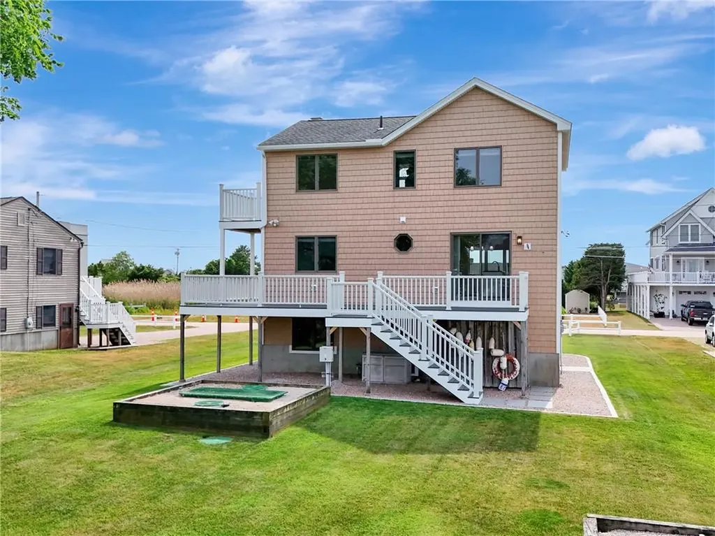 17 Lawton Avenue Westerly RI 02891