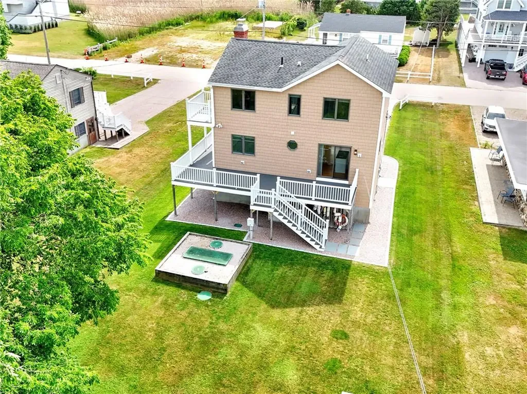 17 Lawton Avenue Westerly RI 02891