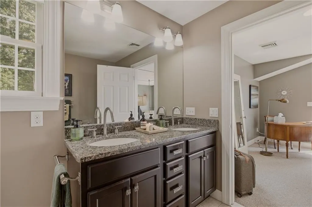 11 King Philip Avenue Bristol RI 02809