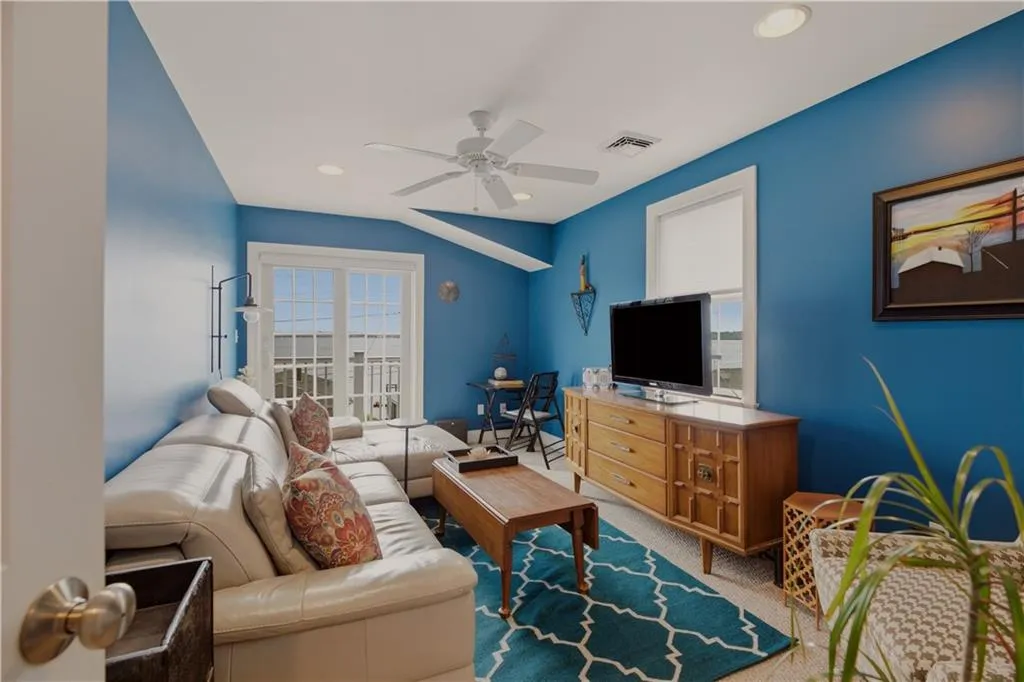 11 King Philip Avenue Bristol RI 02809