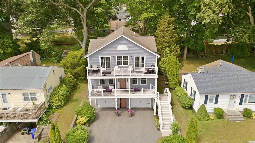 11 King Philip Avenue Bristol RI 02809