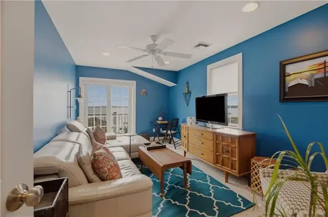 11 King Philip Avenue Bristol RI 02809