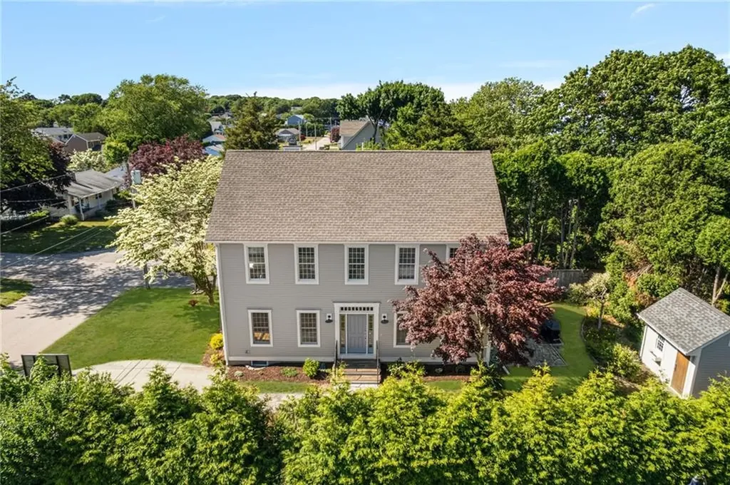 42 Camden Road Narragansett RI 02882