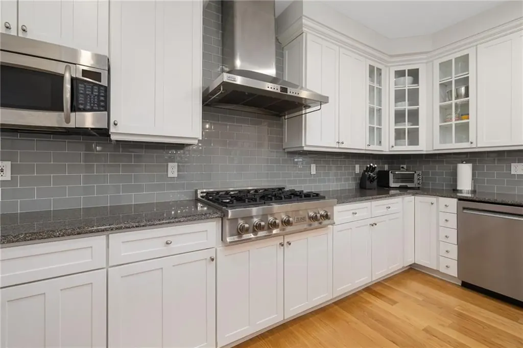 42 Camden Road Narragansett RI 02882