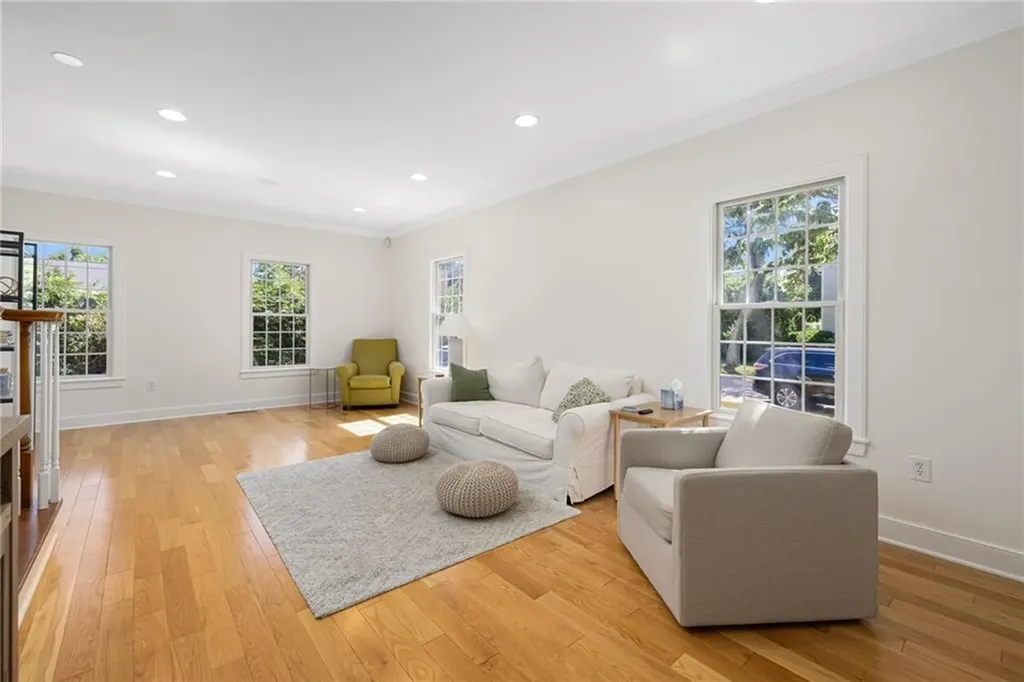 42 Camden Road Narragansett RI 02882
