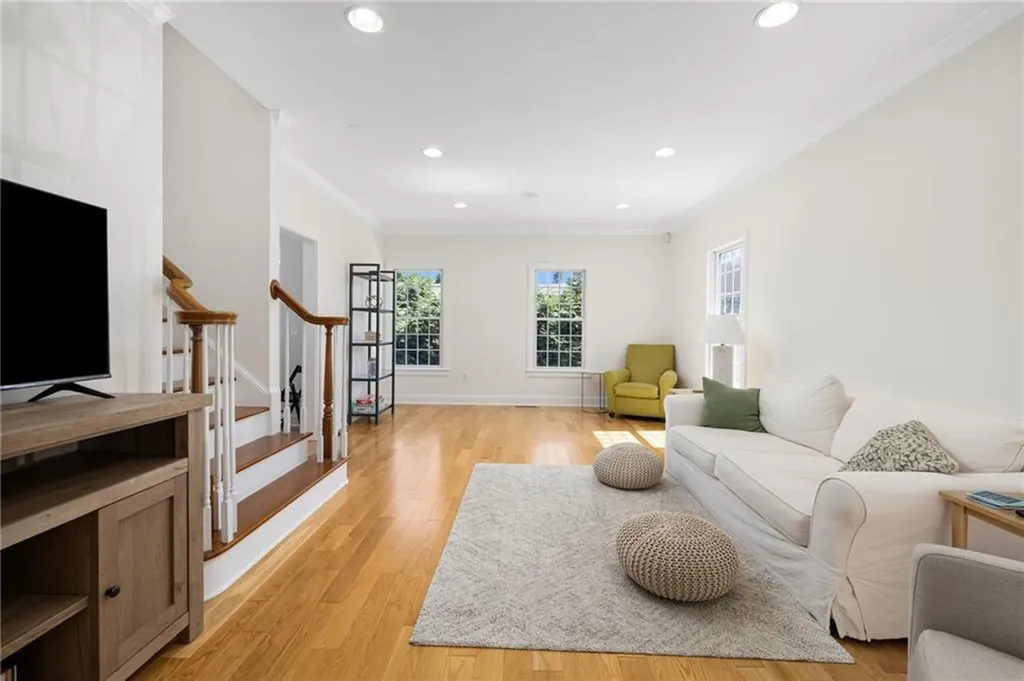 42 Camden Road Narragansett RI 02882