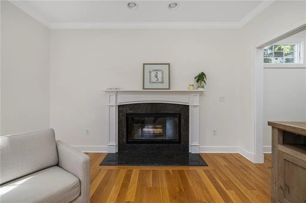 42 Camden Road Narragansett RI 02882