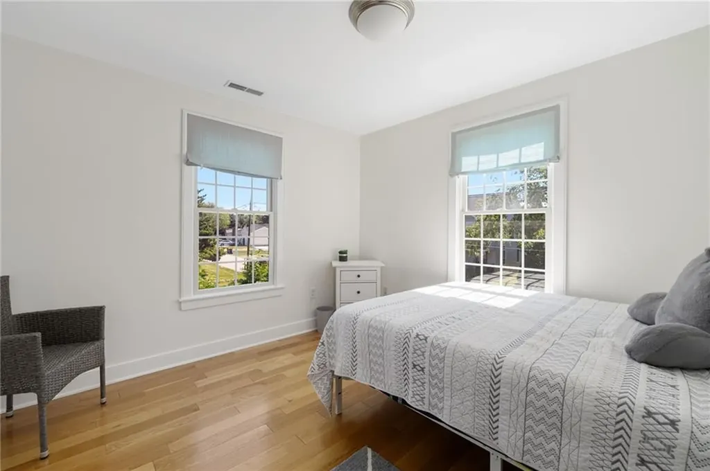 42 Camden Road Narragansett RI 02882