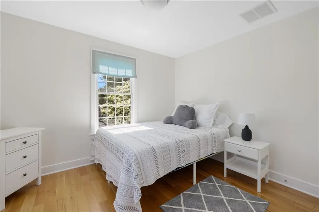 42 Camden Road Narragansett RI 02882