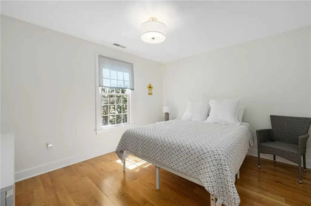 42 Camden Road Narragansett RI 02882