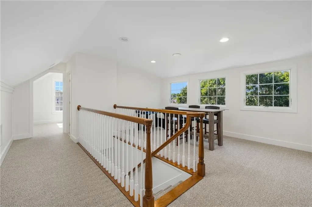 42 Camden Road Narragansett RI 02882