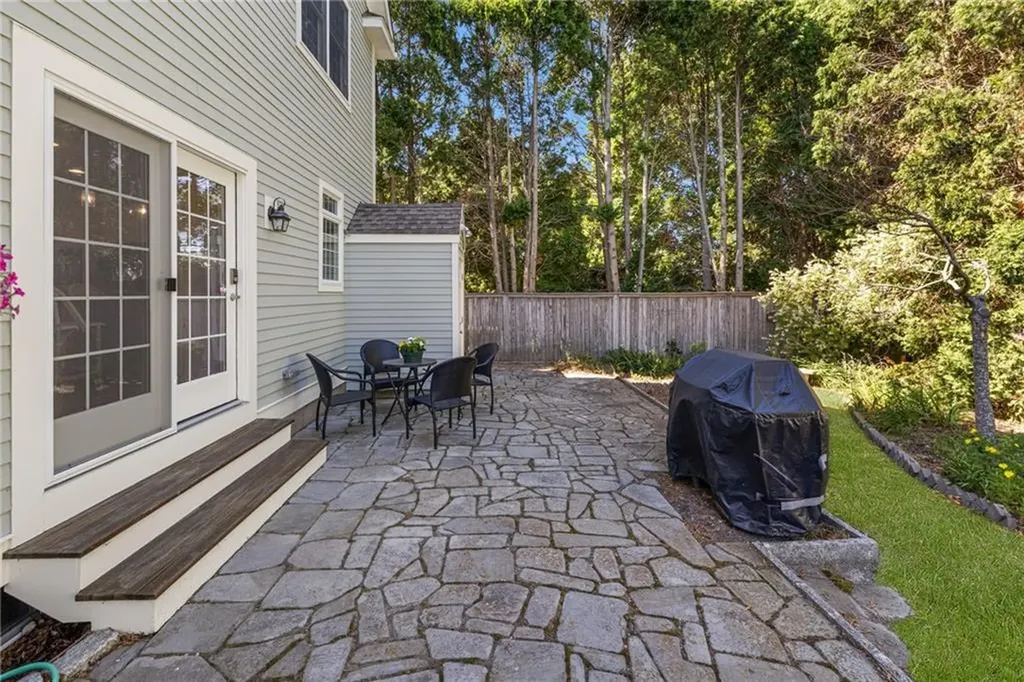 42 Camden Road Narragansett RI 02882
