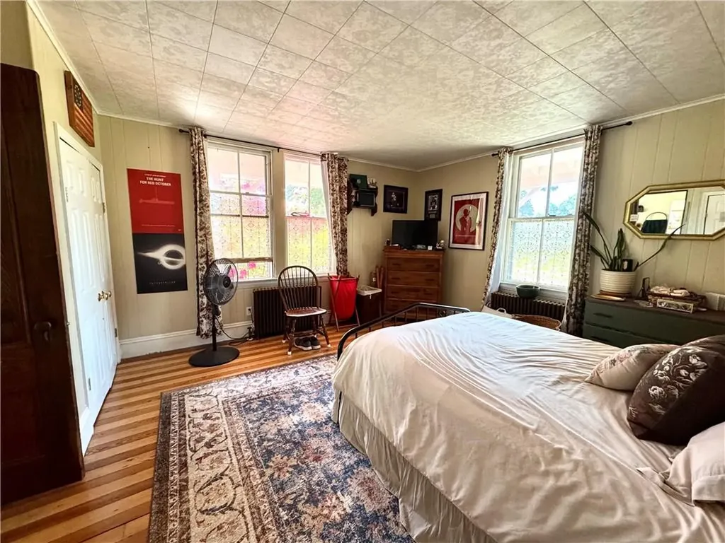 313 Berkely Avenue Middletown RI 02842