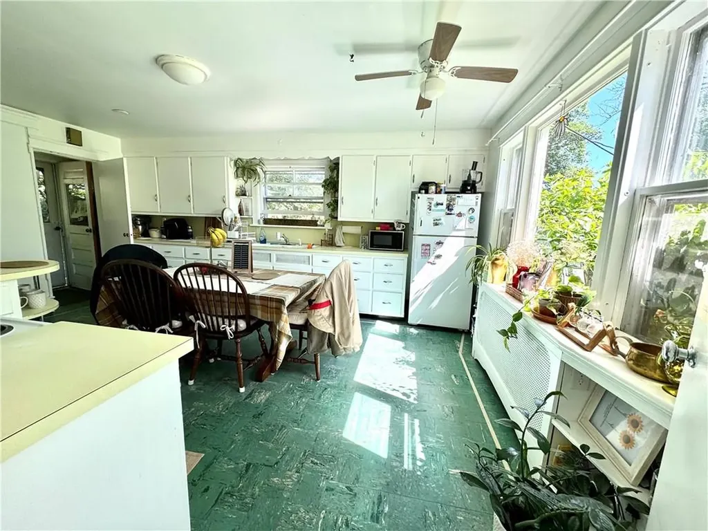 313 Berkely Avenue Middletown RI 02842