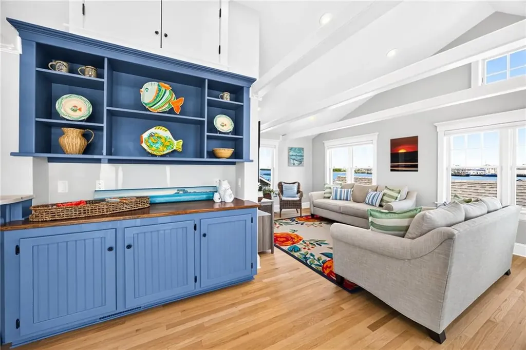 1185 Succotash Road Narragansett RI 02882