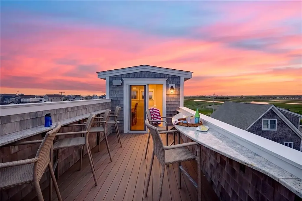 1185 Succotash Road Narragansett RI 02882