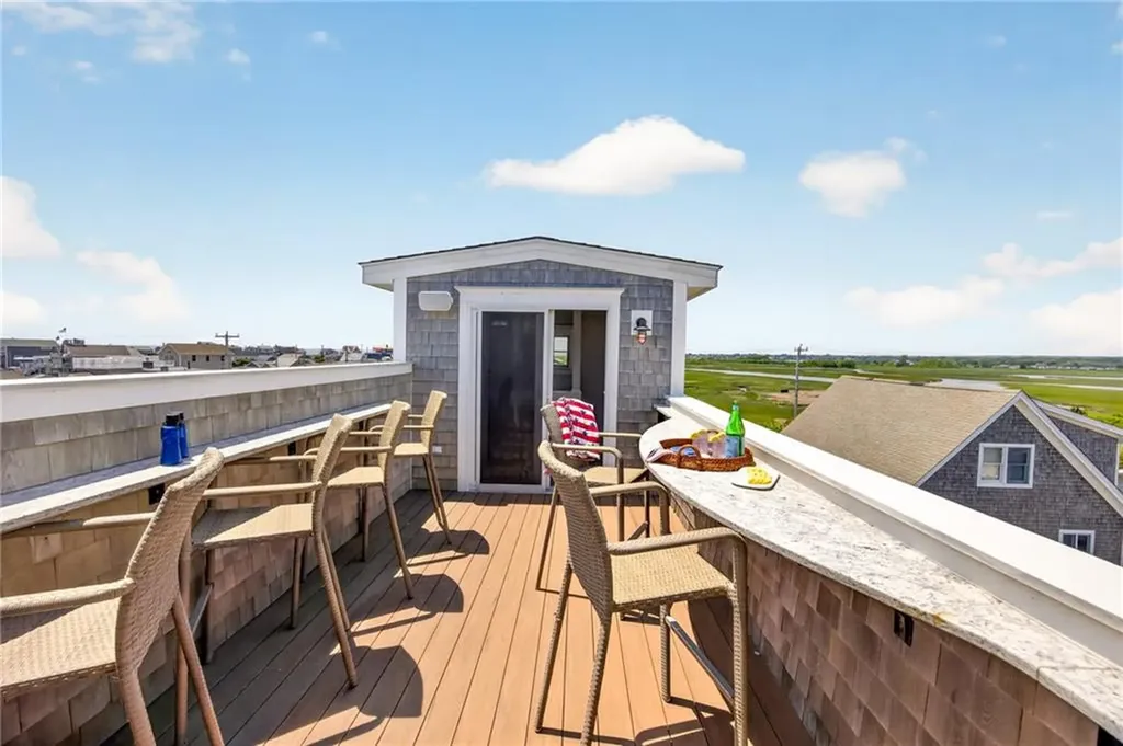 1185 Succotash Road Narragansett RI 02882