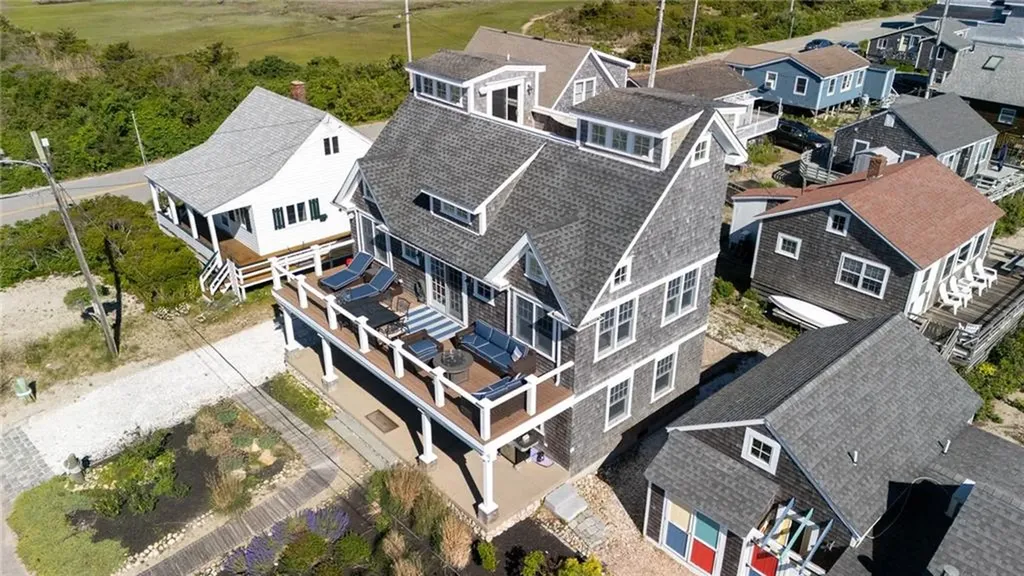 1185 Succotash Road Narragansett RI 02882