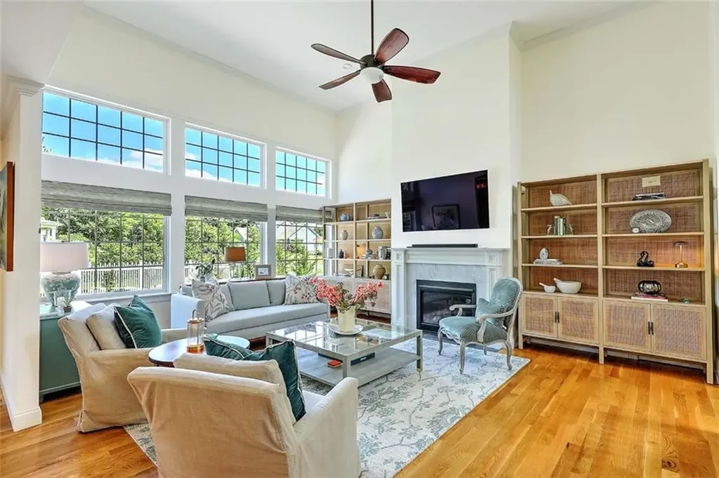 49 Walley Street Bristol RI 02809