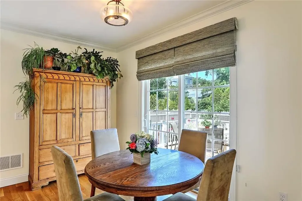 49 Walley Street Bristol RI 02809