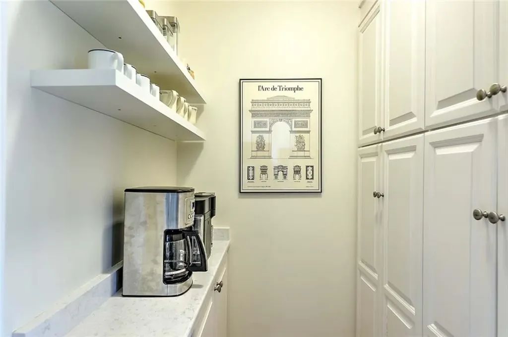 49 Walley Street Bristol RI 02809