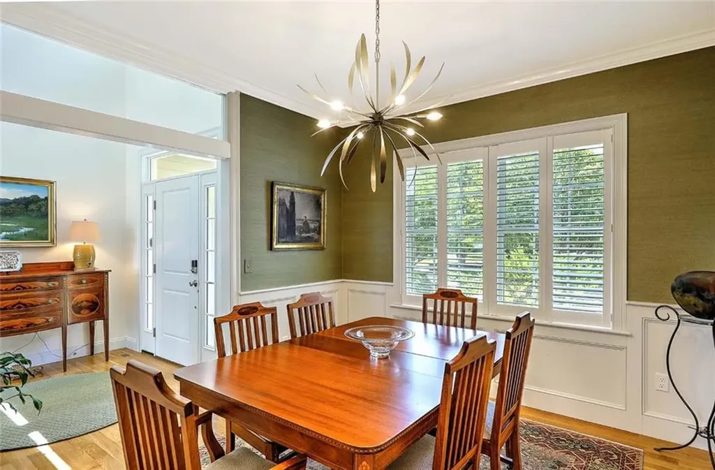 49 Walley Street Bristol RI 02809
