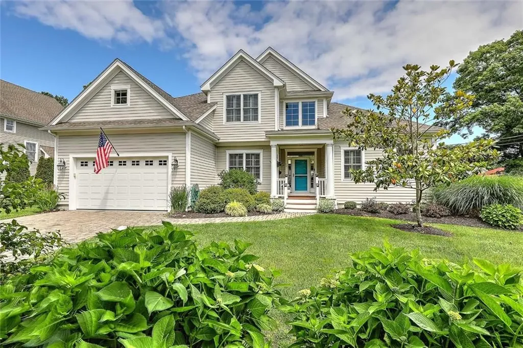 49 Walley Street Bristol RI 02809