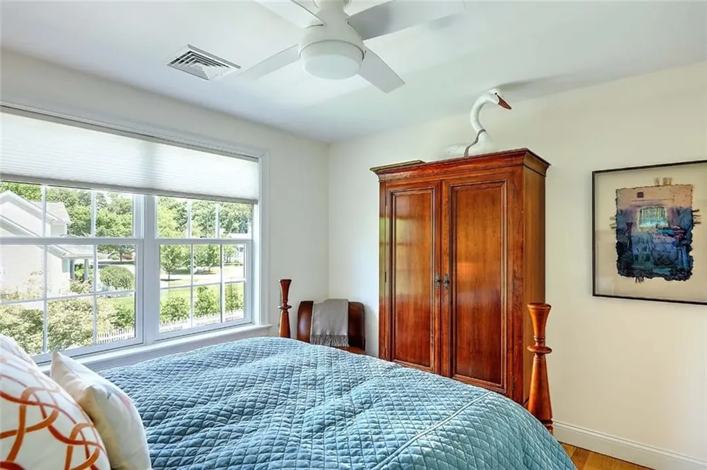 49 Walley Street Bristol RI 02809