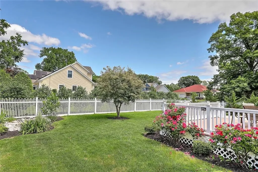 49 Walley Street Bristol RI 02809