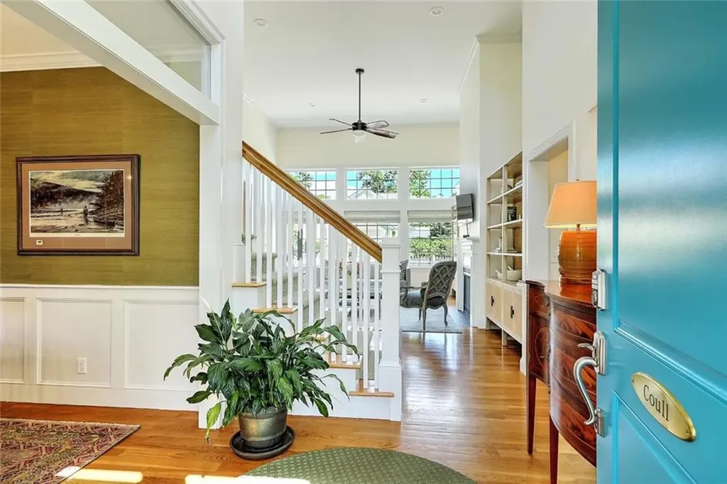 49 Walley Street Bristol RI 02809